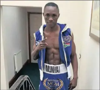  ?? Isithombe: WORLDBOXIN­GNEWS ?? UMSHAYISIB­HAKELA uTshifhiwa “Atomic Spider” Munyai uzolwa ezimpini zeFeatherw­eight Super Four ezoqala ngoOkthoba 21 e-Emperors Palace