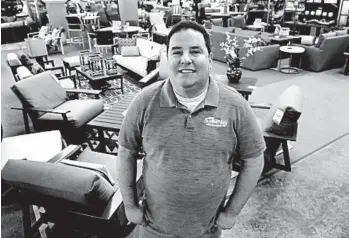  ?? LM OTERO/AP ?? When faced with a bad review, Brad Schweig, co-owner of Sunnyland Furniture in Dallas, did what marketing experts recommend and tried to make amends in an online response.