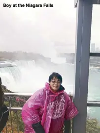  ??  ?? Boy at the Niagara Falls