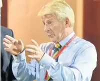  ??  ?? ENGLAND EXPECTED Gordon Strachan backs Auld Enemy