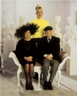  ??  ?? Stephen Jones with his parents Peggy and Gordon