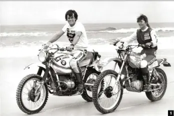  ??  ?? 1 Sur la plage, en compagnie de Christine Martin, première femme et première en
250 cm3 à Dakar, qui a réussi l’exploit d’entrer dans le Top 10 de ce Dakar. 2 Fêté par
Serge Bacou (à sa droite), Michel Mérel (à sa gauche) et Alain Padou, sixième sur sa Honda XR 500 et premier pilote privé, Auriol savoure sa victoire devant les rouleaux de l’Atlantique. 3 Thierry Sabine lui avait remis son trophée. Quatorze ans plus tard, Hubert Auriol prendra la succession du fondateur du Paris-Dakar en devenant directeur de la course de 1995 à 2003.