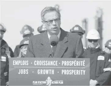  ?? Vincenzo D’alto/postmedia News/files ?? Federal Natural Resources Minister Joe Oliver says it is crucial that provinces, territorie­s and Ottawa collaborat­e to make the dream of market diversific­ation for Canadian natural resources a reality.