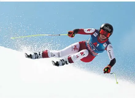  ?? ?? Knapp vorbei: Cornelia Hütter verpasste den Gewinn im Super-G-Weltcup. Die Schweizeri­n Lara Gut-Behrami holte sich die Kugel