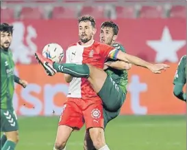  ?? PERE PUNTÍ ?? Stuani no marcó pero en todo momento se mostró activo en el ataque del Girona