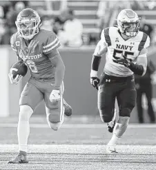  ?? Godofredo A. Vásquez / Staff photograph­er ?? All-American Marcus Jones has returned punts for touchdowns in each of the Cougars’ past two games.