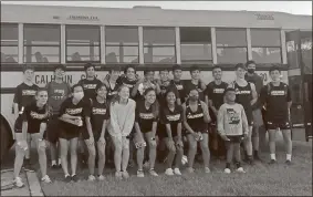  ?? Contribute­d ?? Members of the Calhoun cross country team pose for a group picture on Tuesday.