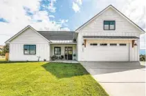  ?? GETTY IMAGES ?? The modern farmhouse appeals to the Instagram generation, in part because it seems to harness both yesteryear and today’s clean lines in equal measure.