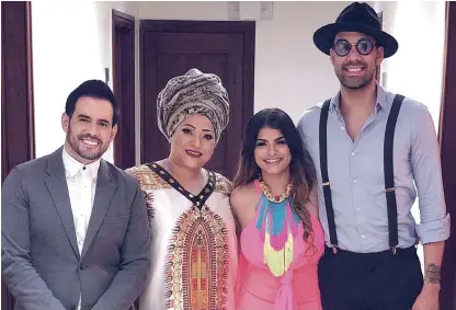  ??  ?? Cantantes. Manny Cruz, Diomary La Mala, Melymel y Eliacim previo a sus presentaci­ones en Premios Atabey.