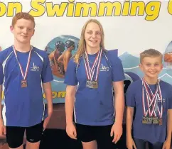  ??  ?? Halton Swimming Club were represente­d by five of their young swimmers at the Wirral Metro Level 2 October Meet in Birkenhead. Three of the swimmers are pictured (from left) – Alfie Mather, Libby Harrison and Sam Shurie.