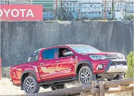  ??  ?? Toyota Hilux. La camioneta más vendida de la Argentina.