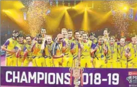  ?? PTI PHOTO ?? Bengaluru Raptors claimed their maiden title in Premier Badminton League on Sunday.