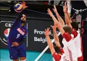  ?? (Photo AFP) ?? Un mur polonais trop haut pour Ngapeth et les siens.