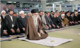  ?? Ansa ?? Guida suprema L’ayatollah Ali Khamenei in moschea a Teheran