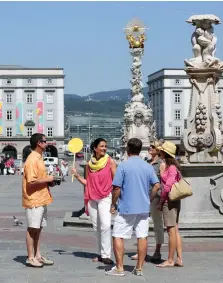  ??  ?? AmaWaterwa­ys’ walking tour in Linz, Austria (above left), MSC Cruises’ makes healthy living easy on board (above right and below right).