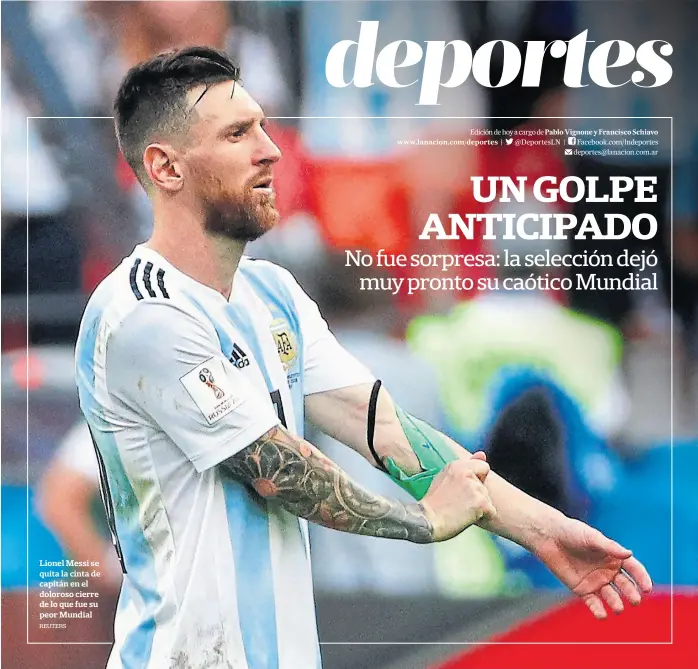  ?? Reuters ?? Lionel Messi se quita la cinta de capitán en el doloroso cierre de lo que fue su peor Mundial