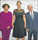  ??  ?? 5. Maria Eugenia Vidal, con Julia Pomares y Jorge Mandelbaum, titulares de Cippec.