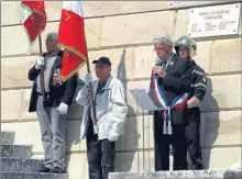  ??  ?? Jean-Marie LERICHE prononce le discours officiel