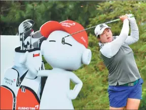  ?? PROVIDED TO CHINA DAILY ?? First-round leader Feng Shanshan, of China, plays a shot during the first round of Kumho Tire Ladies Open in Weihai, Shandong province, on Friday.