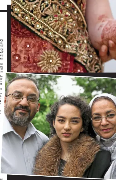  ?? Picture: JASON LOCK ?? Marriage choices: Hiba Maroof with her parents