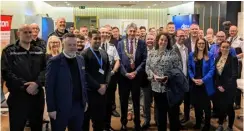  ?? Picture: Jake Clothier ?? TOGETHER: Officers from Thames Valley Police and staff from businesses were joined byLPA Commander Steve Raffield, the mayor of Reading, Cllr Tony Page, Reading BID’s Alexa Volker, PCC Matthew Barber, and The Oracle’s Andy Briggs