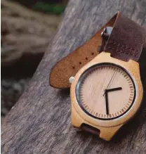  ??  ?? Eco-friendly and durable watches made of bamboo by Kawayan Lifestyle Accessorie­s.