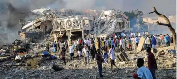  ?? Foto: Mohamed Abdiwahab, afp ?? Anschlag in Mogadischu: „Frage der Zeit, bis wir auf unseren Straßen Terror erleben.“