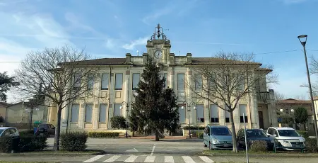  ??  ?? La vicesindac­a di Jolanda di Savoia Elisa Trombin che ha scelto di candidarsi con Lucia Borgonzoni per le Regionali di domenica