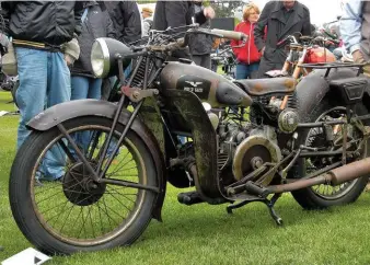  ??  ?? Epitomisin­g the ‘bring what you run’ element was this ’36 Guzzi – full patina and fully rideable