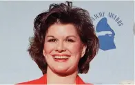  ?? Associated Press ?? ■ K.T. Oslin appears at the 31st Annual Grammy Awards in Los Angeles on Feb. 23, 1989. Oslin, who hit it big with the 1987 hit “80’s Ladies” and won three Grammy awards, has died at age 78.