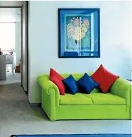  ?? JANE USSHER/STUFF ?? The roots of today’s sleek, clean crisp design, with bright pops of colour, as seen in this beautiful home, are in the 00s.