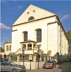  ?? (Wikipedia) ?? THE CHABAD-run Izaak Synagogue in Krakow was the scene of internecin­e strife last week.
