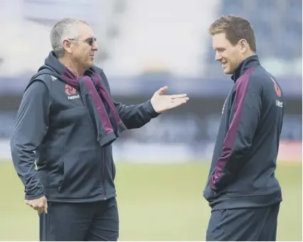  ??  ?? 2 Trevor Bayliss, pictured with skipper Eoin Morgan, says his team are full of confidence heading into their semi-final clash against Australia on Thursday, despite their three defeats in the pool stage.