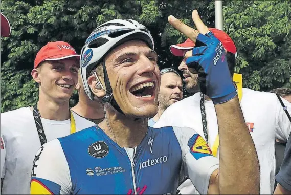  ?? FOTO: GETTY ?? Marcel Kittel señala con los dedos las tres victorias que lleva ya en este Tour de Francia , abiéndose disputado hasta el momento sólo siete etapas