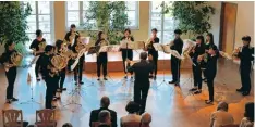  ?? Foto: Claudia Bader ?? Das Horn Ensemble des Tokyo College of Music gastierte im Mindelsaal in Mindel zell.