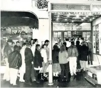  ??  ?? When Jurassic Park did open in Carmarthen in 1993 there were huge queues for the blockbuste­r.