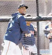  ?? Karen Warren / Houston Chronicle ?? Astros center fielder Carlos Gomez isn’t about to let his fun stop at the batting cage.