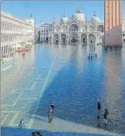  ?? REUTERS ?? A view of the flooded St. Mark's Square in Venice on Thursday.