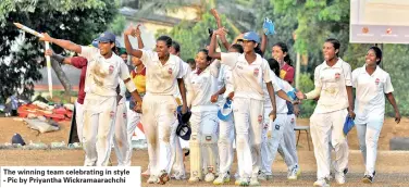  ??  ?? The winning team celebratin­g in style - Pic by Priyantha Wickramaar­achchi