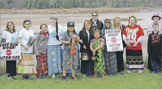  ?? SUBMITTED PHOTO ?? Pictured above are some of the participan­ts from last year’s water walk by the Grassroots Grandmothe­rs, which involved a 72-kilometre trek over nine days from Maitland to Fall River.