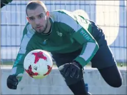  ??  ?? PRIMER FICHAJE. Pau López está muy cerca del Betis.