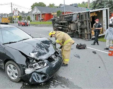  ?? PHOTO D'ARCHIVES, DANIEL MALLARD ?? Les conducteur­s de 16 à 19 ans ne détiennent que 3 % des permis de conduire alors qu’ils sont impliqués dans 10 % des accidents graves.