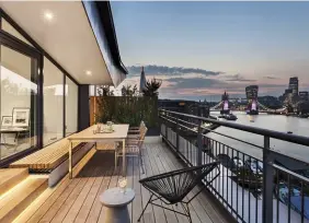  ??  ?? Von der Terrasse aus kann zu jeder Tageszeit eine traumhafte Aussicht genossen werden. Das ist London par excellence.