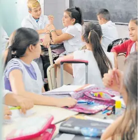  ??  ?? Desafío. Matemática sigue siendo “el cuco” para muchos alumnos.