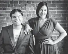  ?? TALISMAN BROLIN ?? Robert Lopez and Kristen Anderson-Lopez are the husband-and-wife songwritin­g team who wrote the eight tracks for “Frozen.”