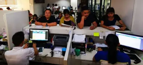  ?? ENGIEMAR TUPAS ?? THE Department of Trade and Industry in Negros Occidental, through the Negosyo Center in Bacolod City, continues to accept business name registrati­on applicatio­ns.