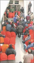  ?? Harmeet Sodhi ?? Several seats go empty at a campaign meeting by J J Singh.