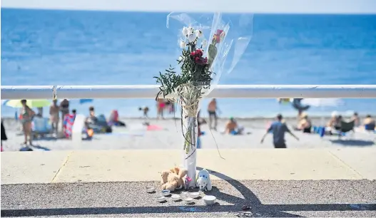  ?? Imago ?? Gedenken an die Opfer des Anschlags auf der Promenade des Anglais.