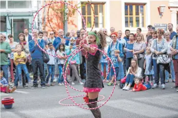  ?? ARCHIVFOTO: OECHSLER ?? „Kultur auf der Straße“lockte im Sommer Tausende Besucher in die Neu-Ulmer Innenstadt.