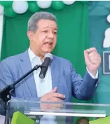  ?? F. E ?? Fernández juramentó a dirigentes provenient­es de otros partidos.